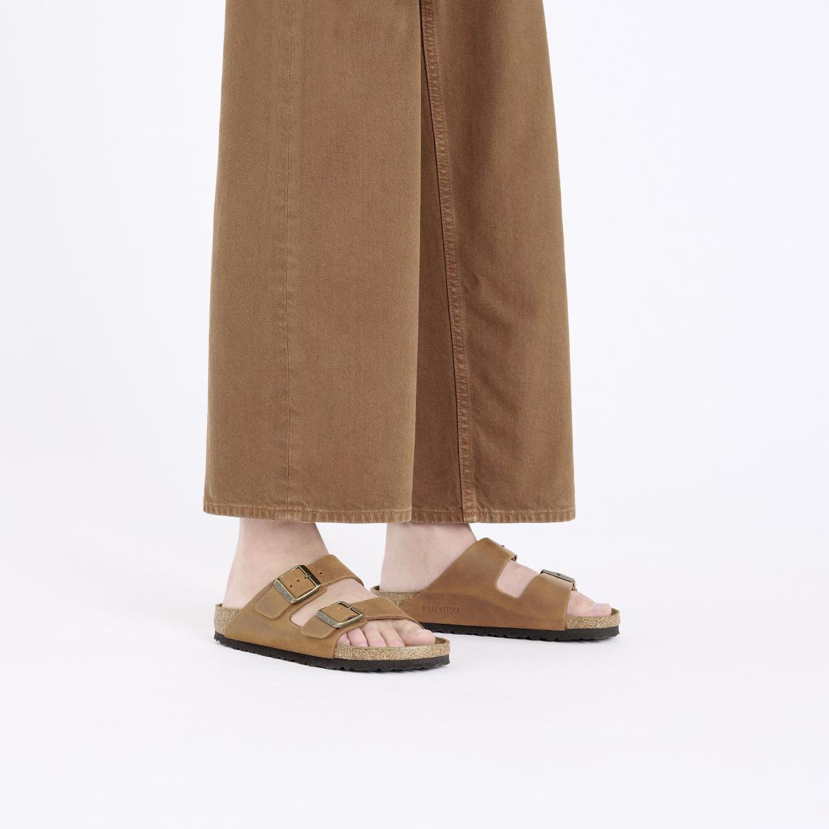 BIRKENSTOCK Arizona Oiled Leather Cognac - Image 4