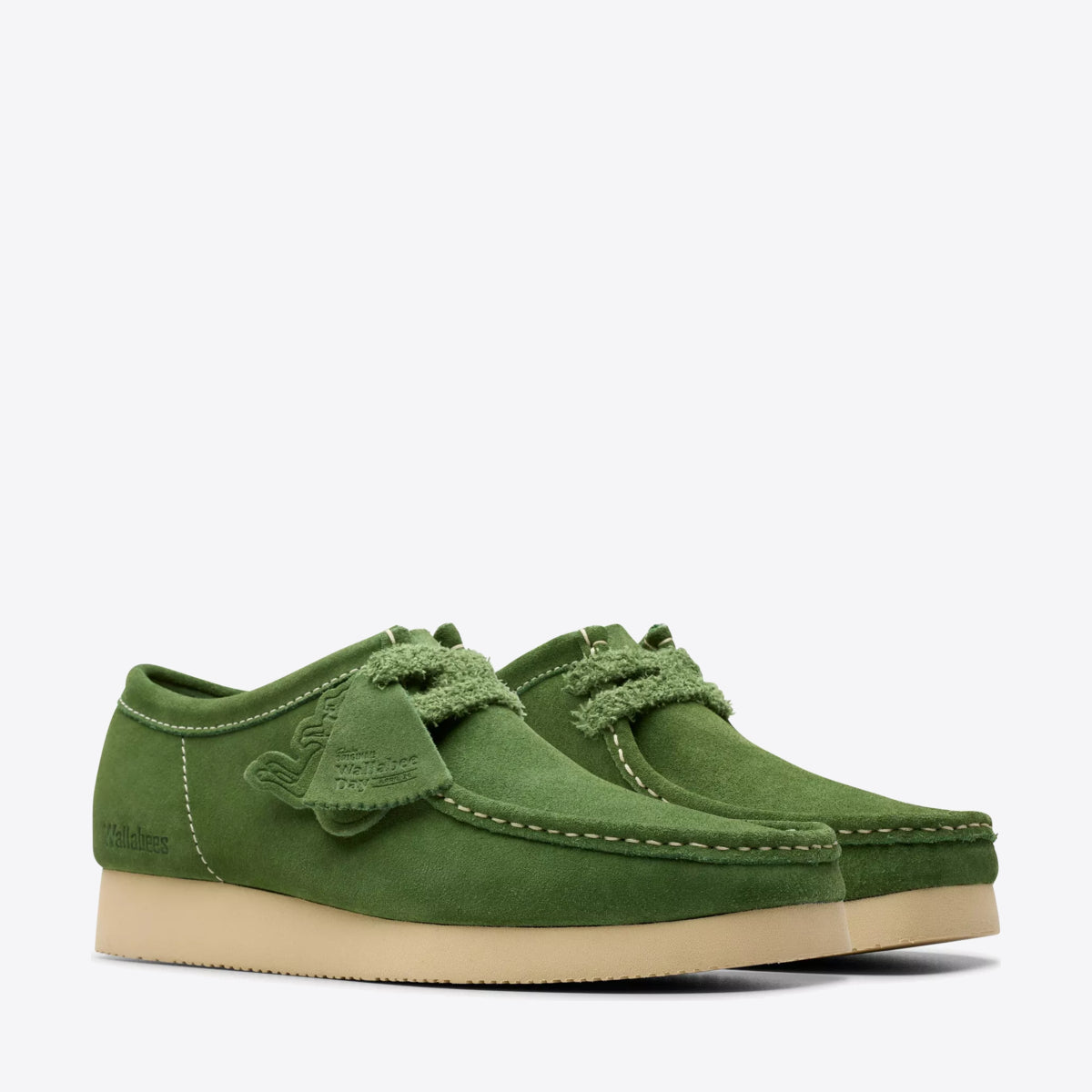 CLARKS Mens Wallabee 2604 Green Suede - Image 4