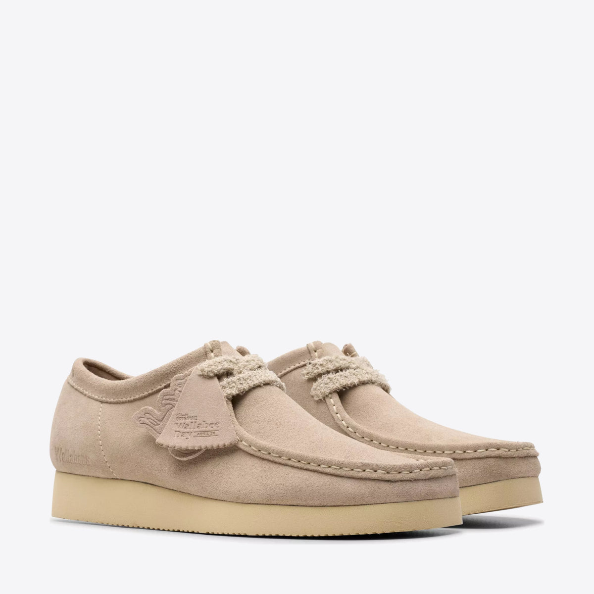 CLARKS Mens Wallabee 2604 Sand Suede - Image 4