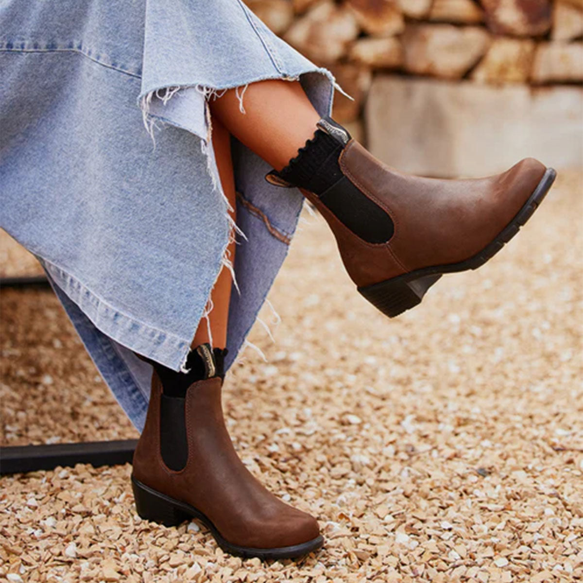 1673 Brown Heeled Boot Womens