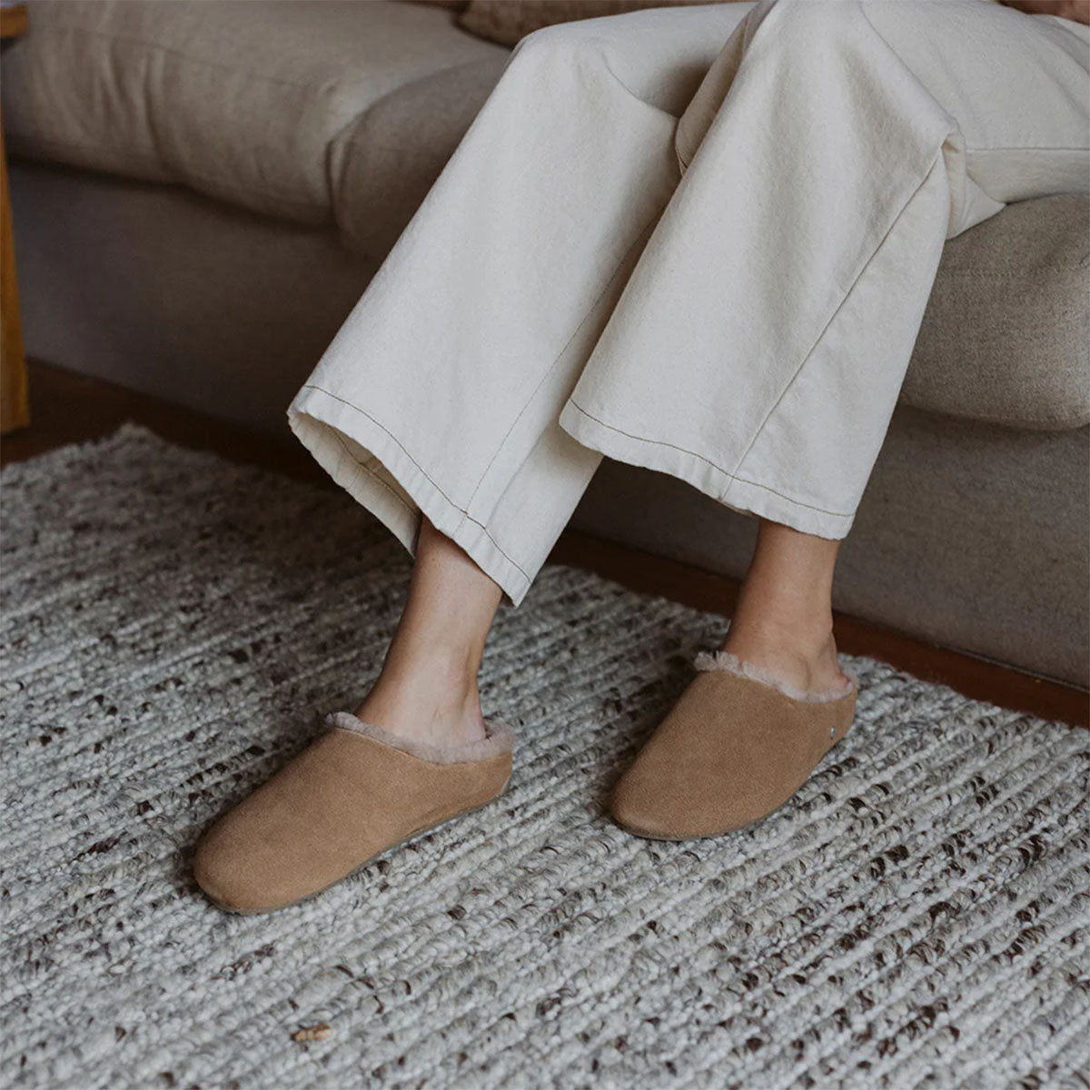 Monch Slipper