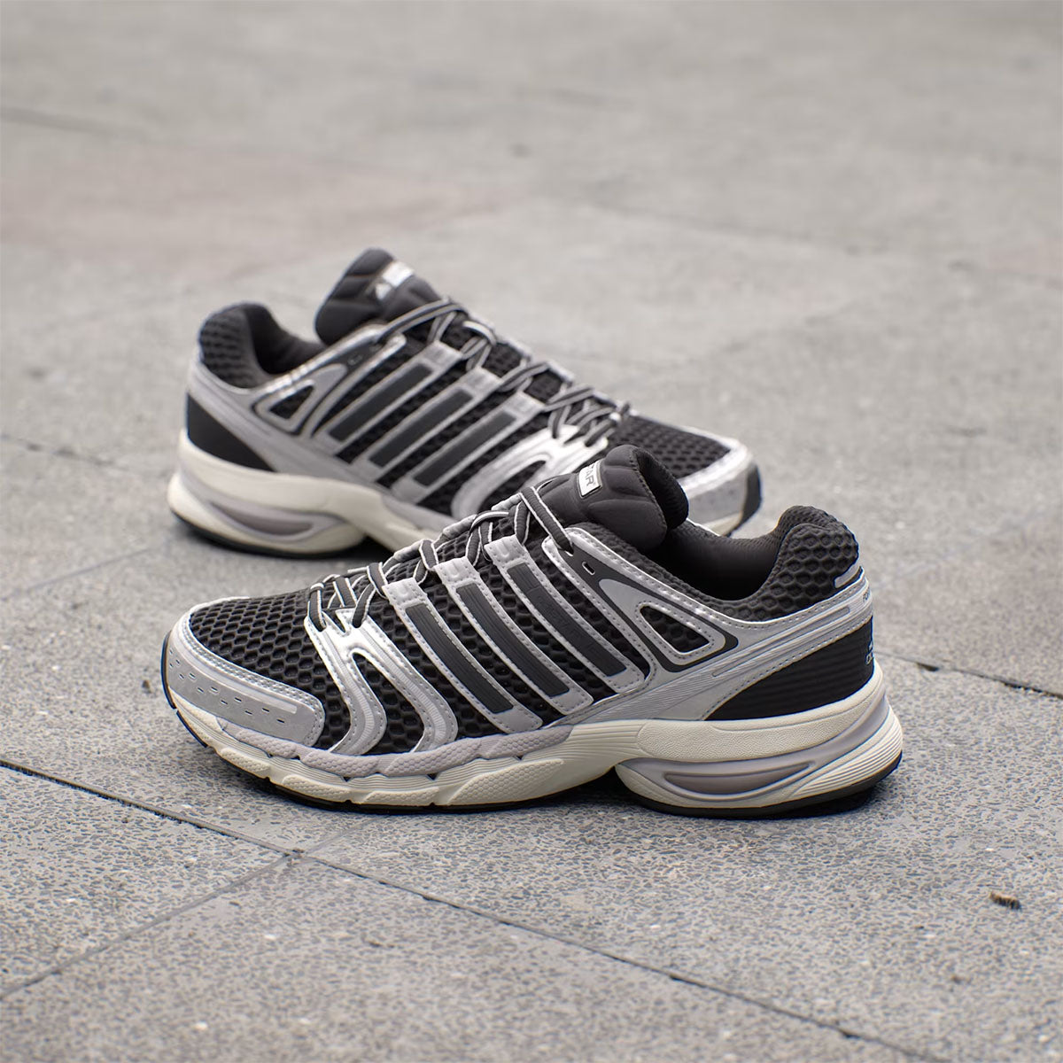 ADIDAS ORIGINALS ADISTAR CONTROL 5 Black/Silver - Image 0