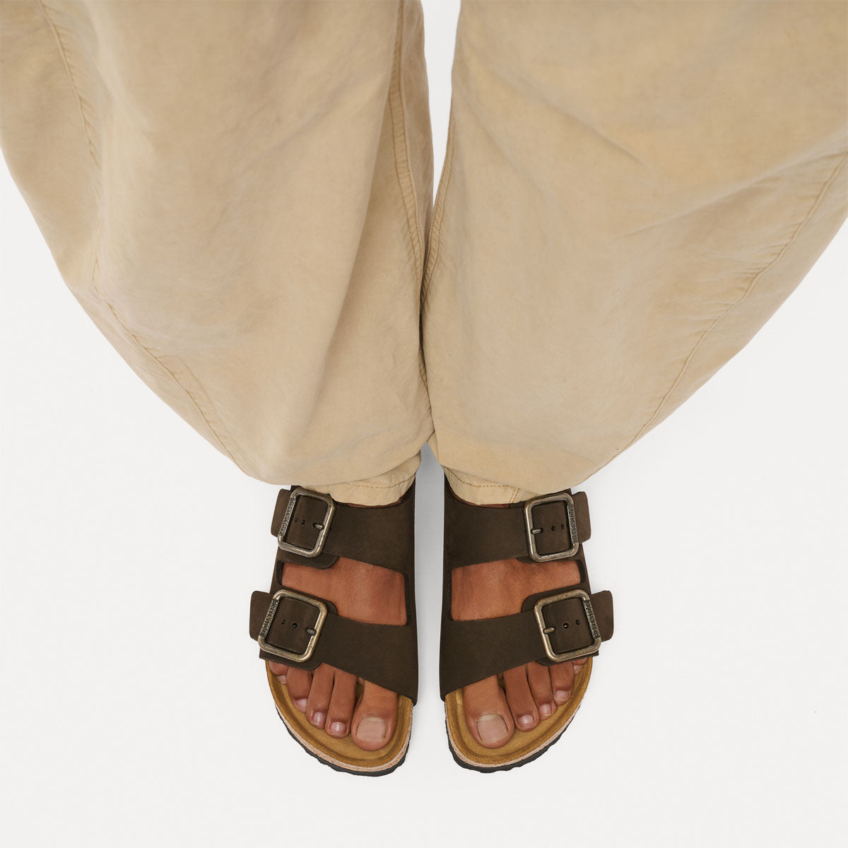 BIRKENSTOCK Arizona Wire Buckle Nubuck Mocha - Image 0