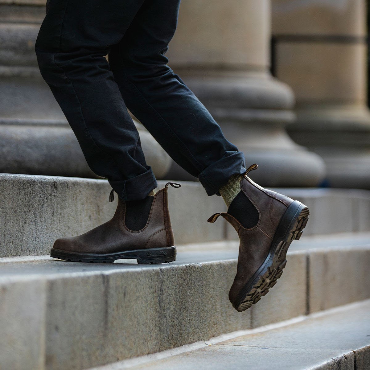 BLUNDSTONE 2340 Chelsea Boot Lined Brown - Image 2