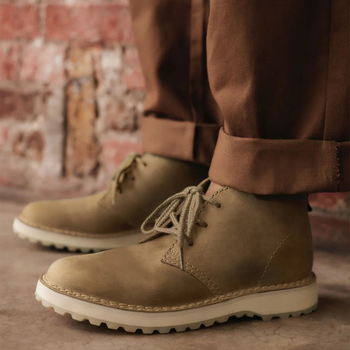 CLARKS Mens Solsbury DB Dark Sand Leather - Image 6