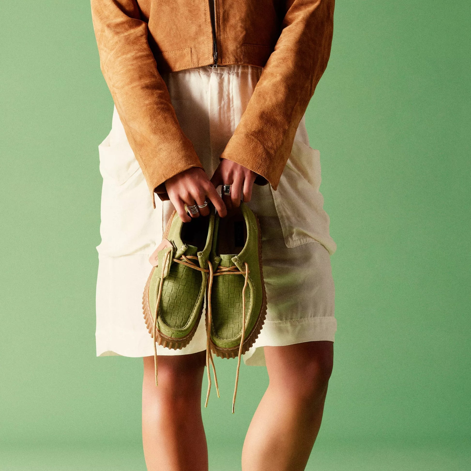 CLARKS Womens Torhill Bee Suede Apple Suede - Image 7
