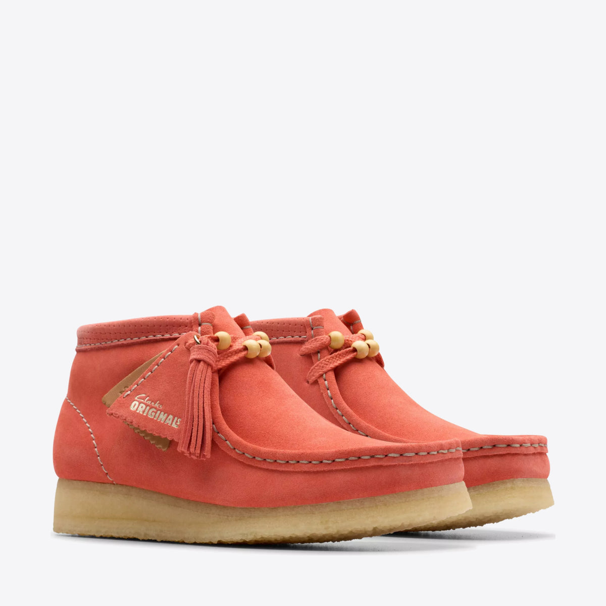 CLARKS Womens Wallabee Boot Suede Coral Suede - Image 4