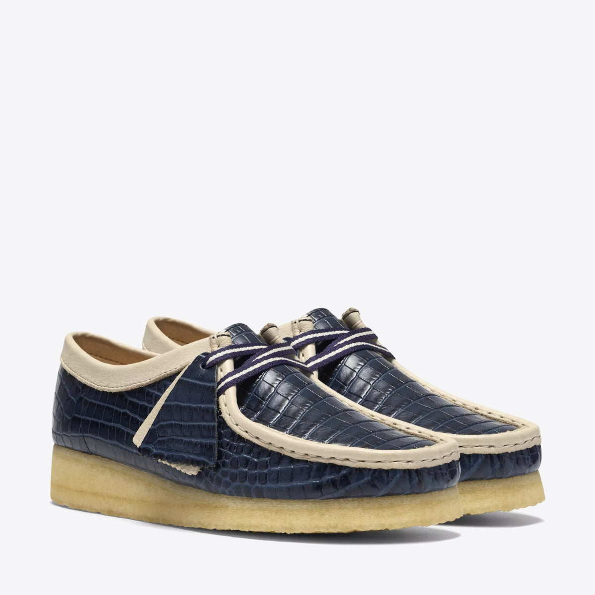CLARKS Womens Wallabee Shoe Leather Blue Interest - Image 0