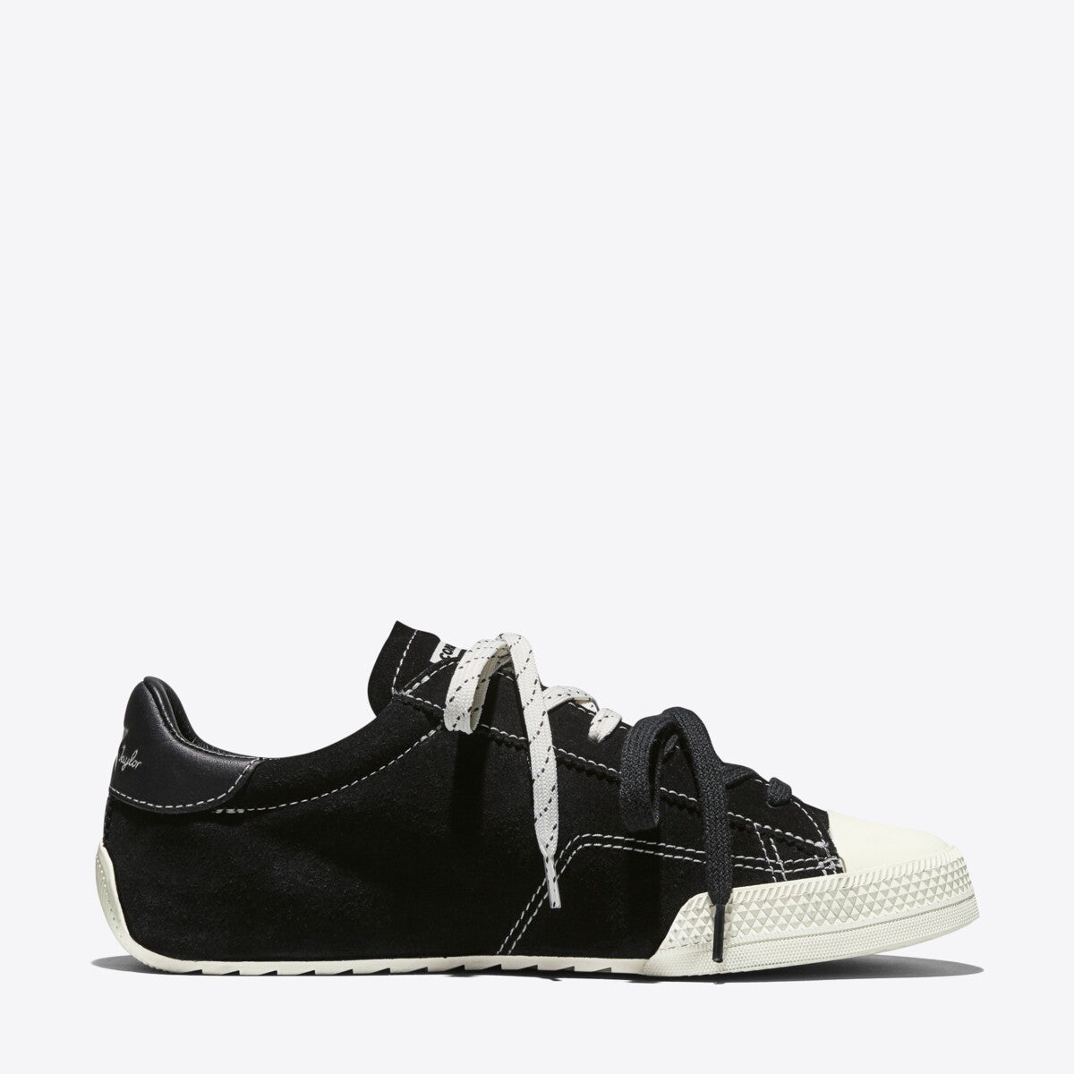 CONVERSE Chuck Low Pro Black - Image 0
