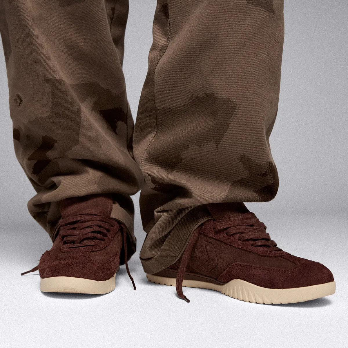 CONVERSE Run Star Trainer Low Totally Fudged/Totally Fudged/Light Dune - Image 8