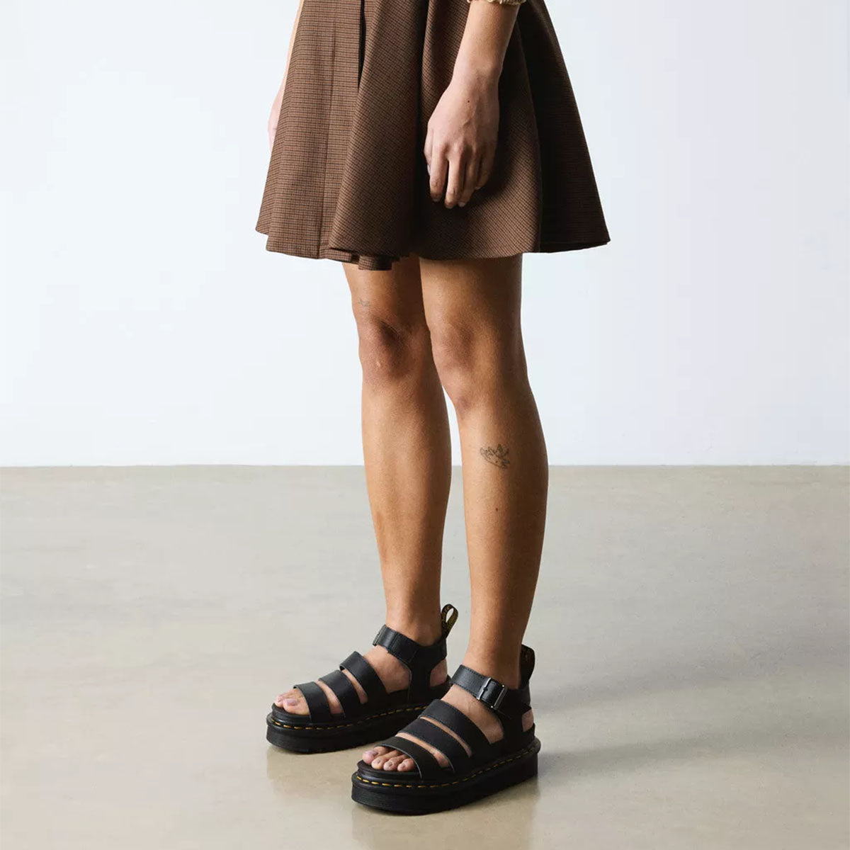 DR MARTENS Blaire 3 Strap Black Athena - Image 4