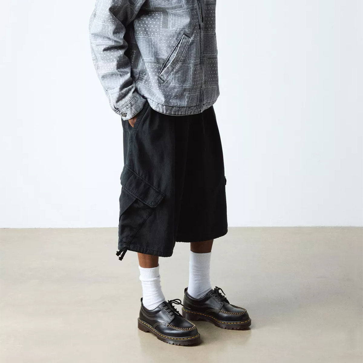 DR MARTENS Lowell Shoe Black Analine - Image 6