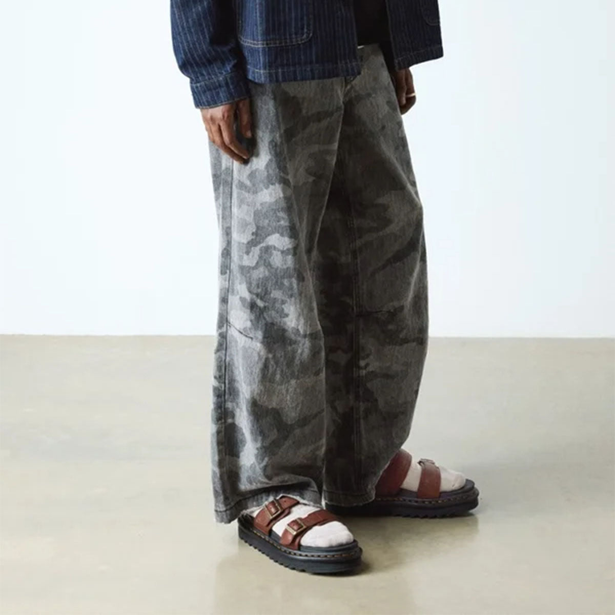 DR MARTENS Myles Sandal Cashew Ambassador - Image 0