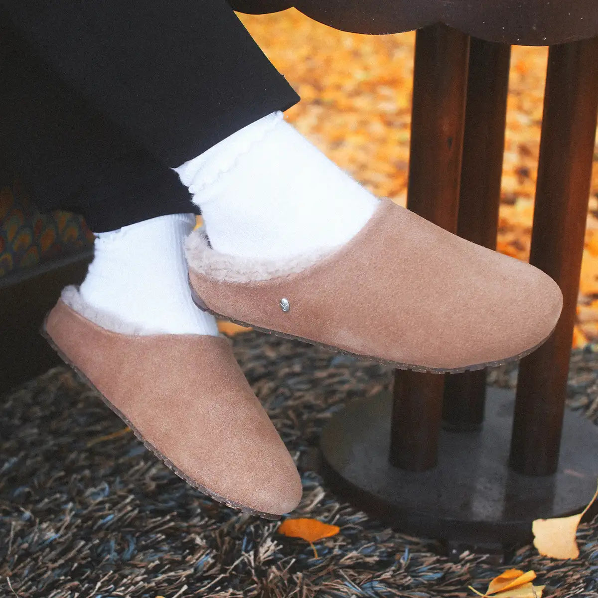 Monch Slipper
