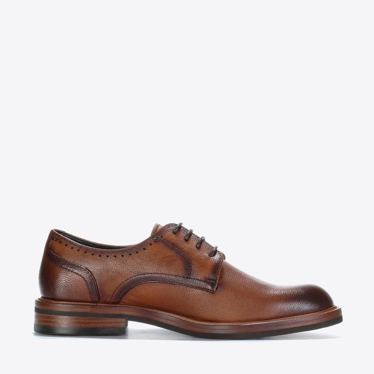 JULIUS MARLOW Nomad Cognac - Image 0