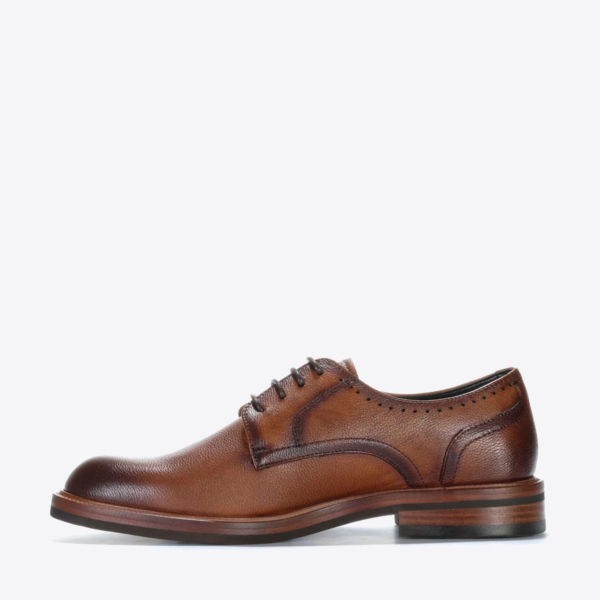 JULIUS MARLOW Nomad Cognac - Image 0