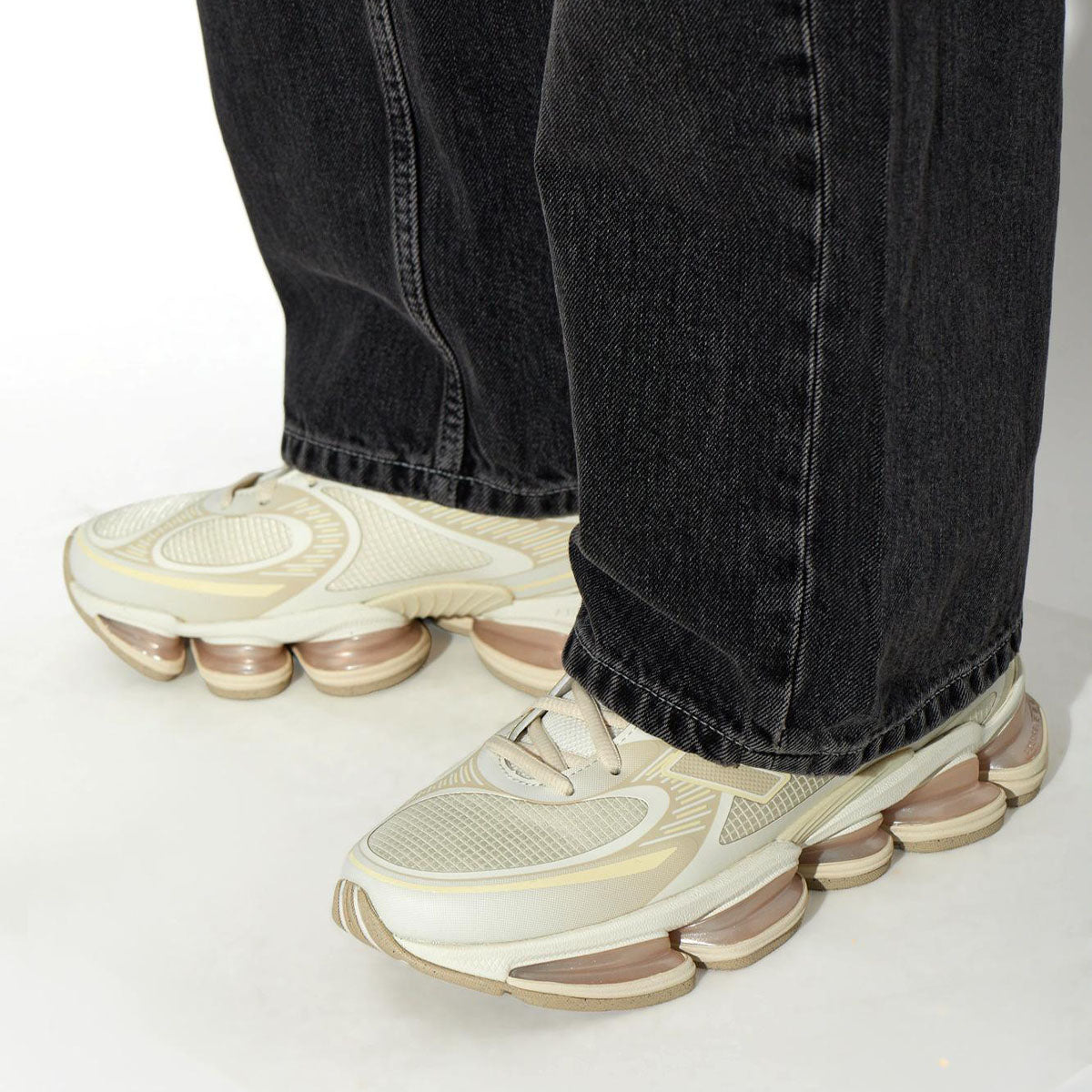 NEW BALANCE ABZORB 2000 Linen / Sea Salt / Timberwolf - Image 0