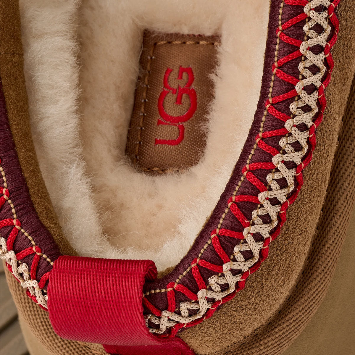 UGG Tazz II Womens Chestnut - Image 0