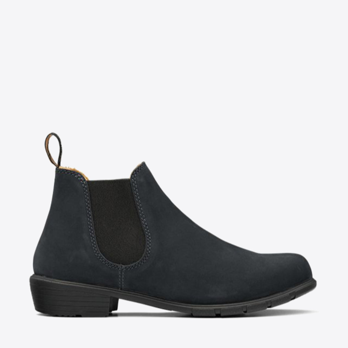 BLUNDSTONE 1977 Suede Boot Black Nubuck - Image 2