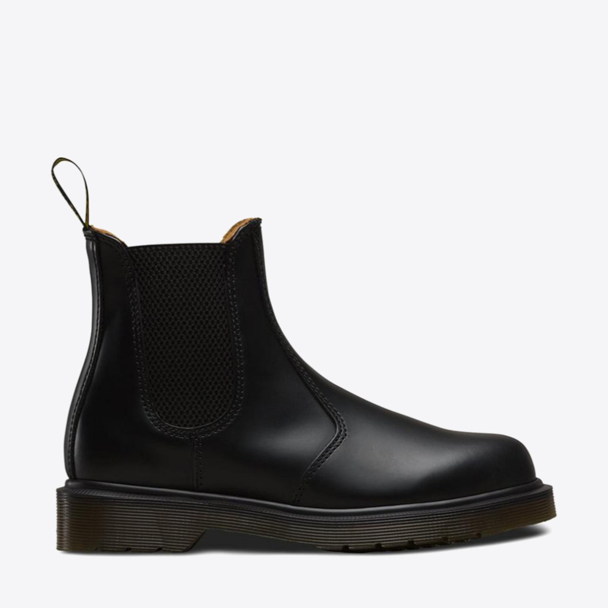 DR MARTENS 2976 Smooth Chelsea Boot Black - Image 2